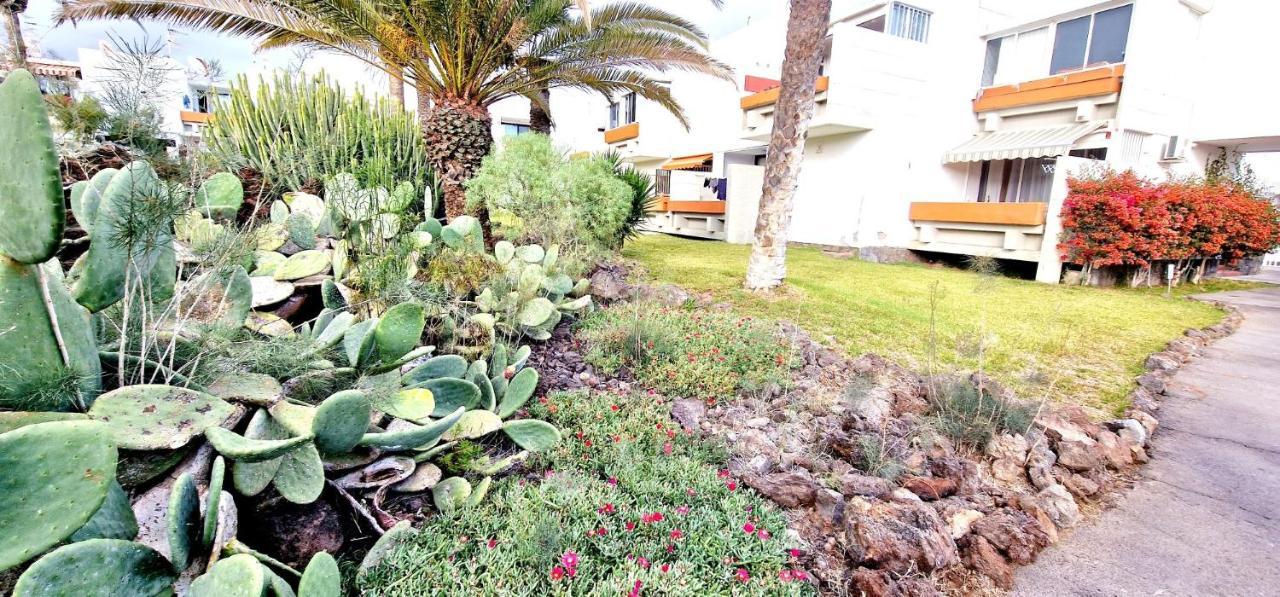 Ten Bel Primavera, Pool & Free Wifi Villa Arona  Luaran gambar
