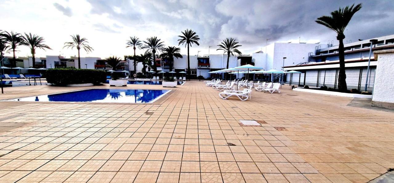 Ten Bel Primavera, Pool & Free Wifi Villa Arona  Luaran gambar